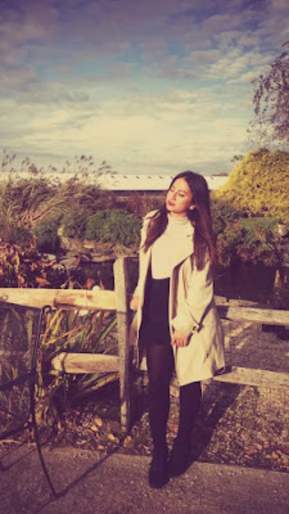 Meet your Posher, Maria
